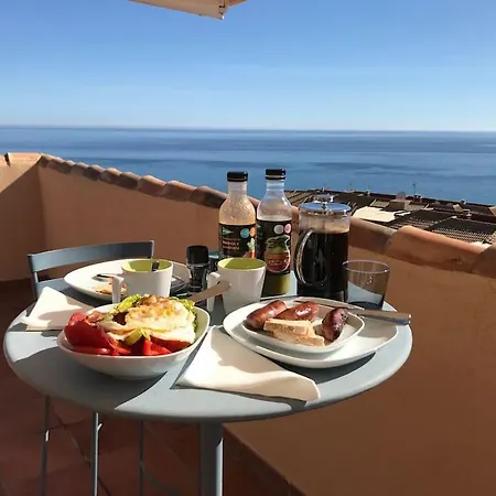 Carvajal, 2-bedroom Sea View Penthouse * Fuengirola